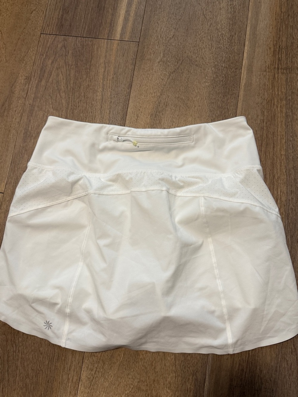 Athleta White Run With It 14" Skort - Picture 5 of 6